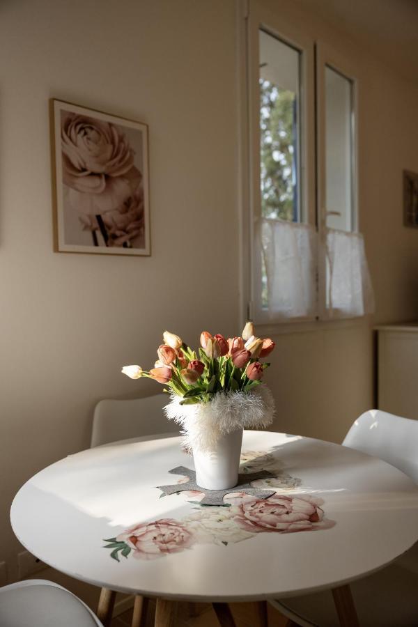 B&B Ca Bianca Ventisette Riccione Exteriör bild